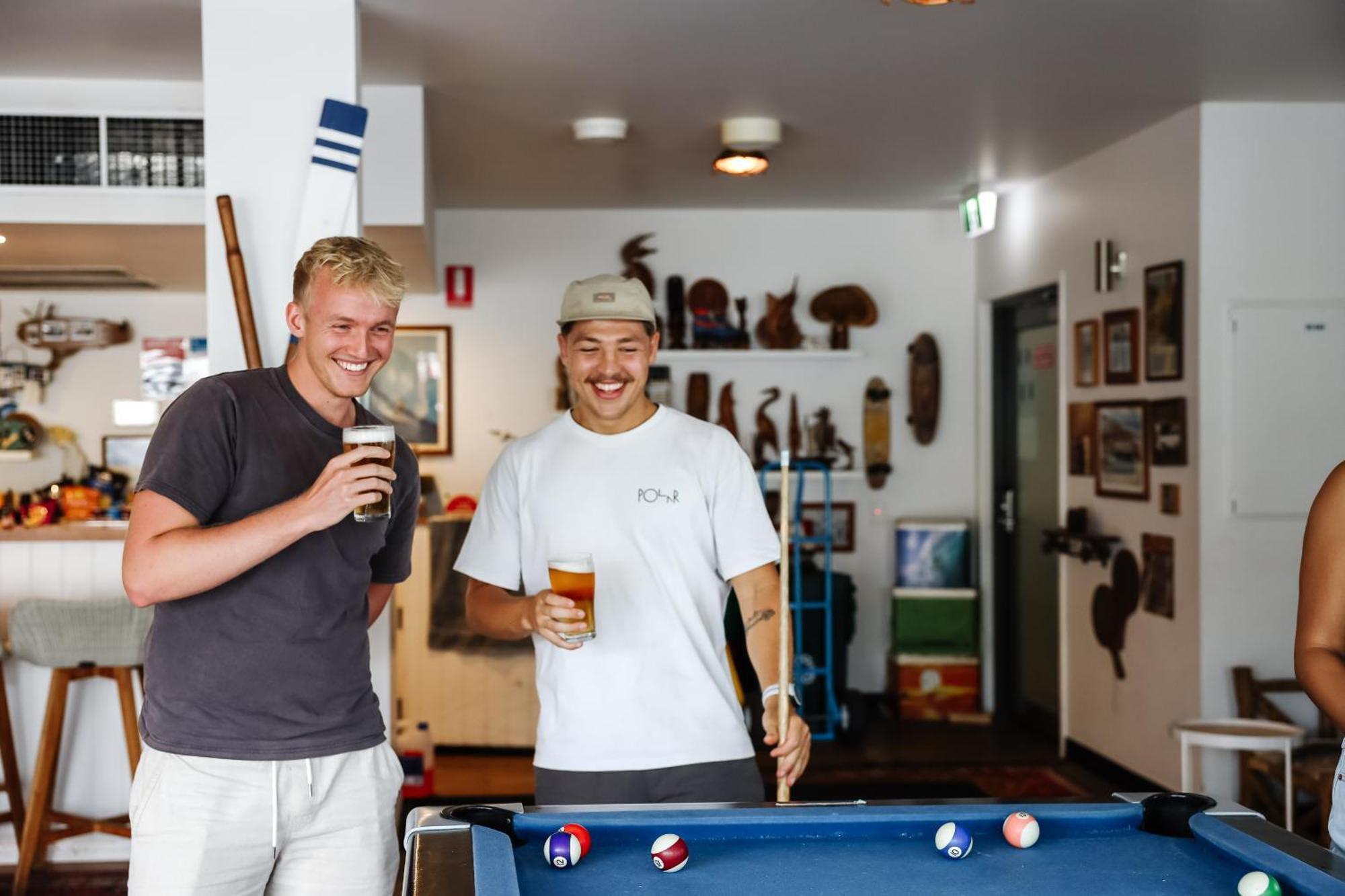 The Surf House Hostel Байрън Бей Екстериор снимка