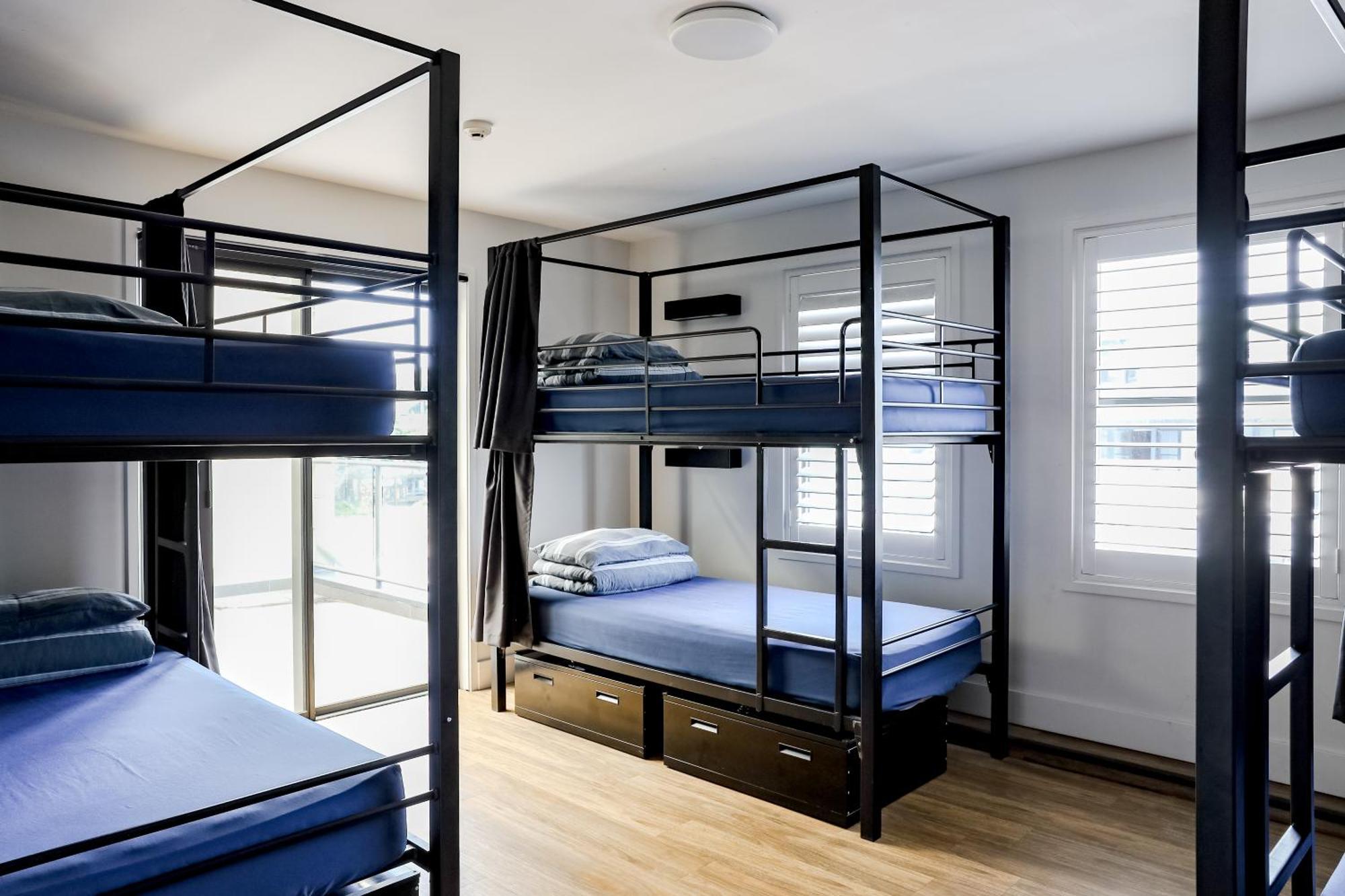 The Surf House Hostel Байрън Бей Екстериор снимка